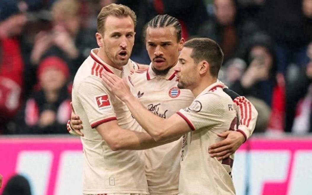 凯恩百球壮举！拜仁铸就传奇，德甲继续闪耀