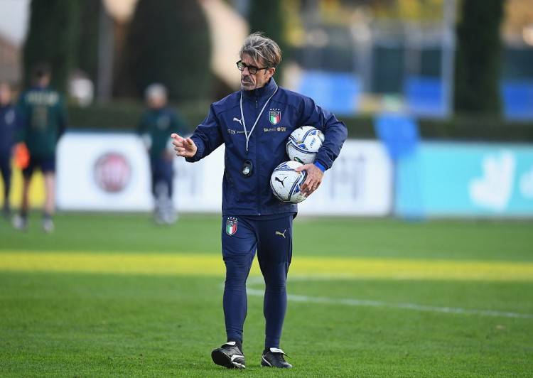 埃瓦尼：米兰本赛季欧冠是自毁前程 米兰新赛季参加欧冠前景渺茫